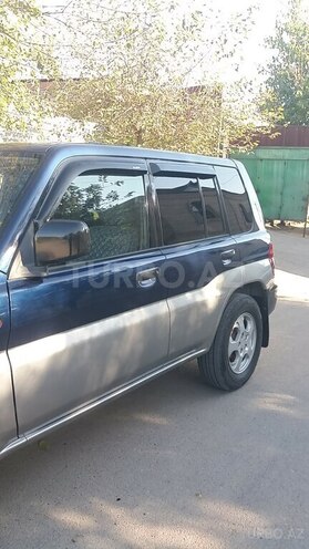 Mitsubishi Pajero io 1999, 200,000 km - 2.0 л - Cəlilabad