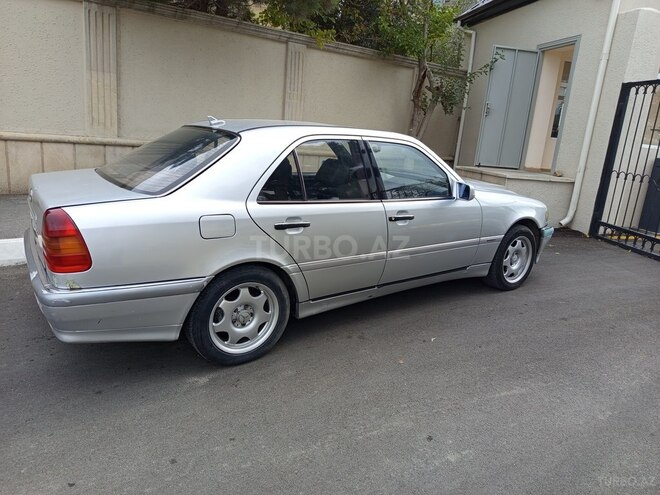 Mercedes C 250 d 1998, 323,135 km - 2.5 l - Bakı