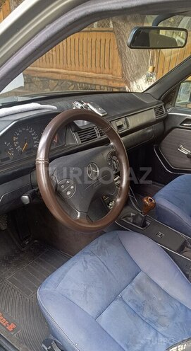 Mercedes E 230 1989, 400,000 km - 2.3 l - Gəncə