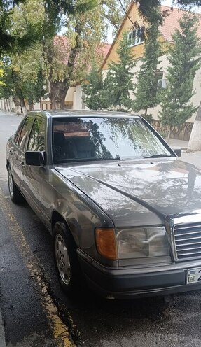 Mercedes E 230 1989, 400,000 km - 2.3 l - Gəncə