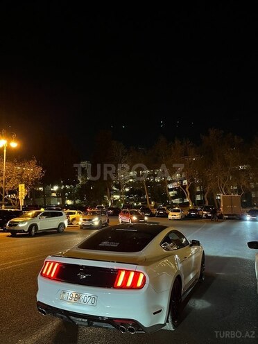 Ford Mustang 2017, 112,000 km - 2.3 л - Bakı