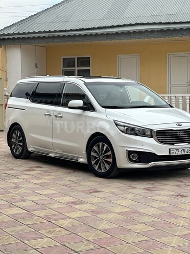 Kia Carnival 2015, 220,000 km - 2.2 l - Bakı