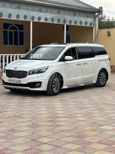 Kia Carnival 2015, 220,000 km - 2.2 l - Bakı