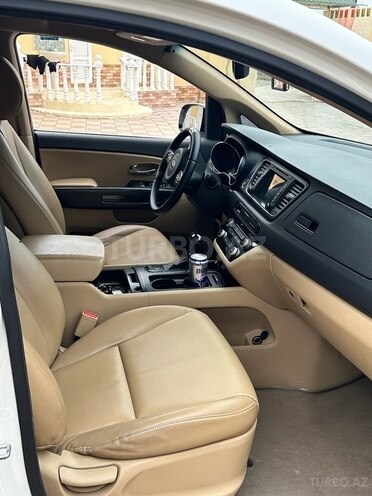 Kia Carnival 2015, 220,000 km - 2.2 l - Bakı