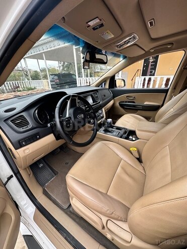 Kia Carnival 2015, 220,000 km - 2.2 l - Bakı