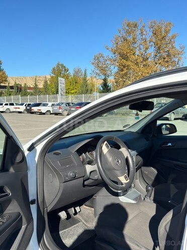 Opel Astra 2009, 193,000 km - 1.4 l - Mingəçevir