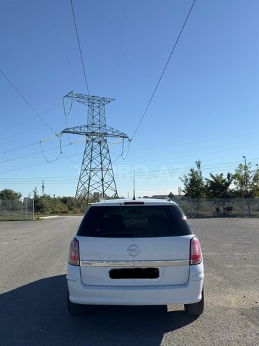 Opel Astra 2009, 193,000 km - 1.4 l - Mingəçevir