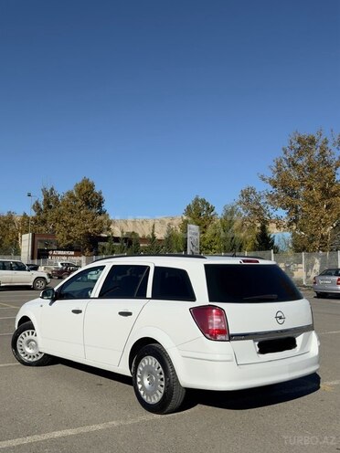 Opel Astra 2009, 193,000 km - 1.4 l - Mingəçevir