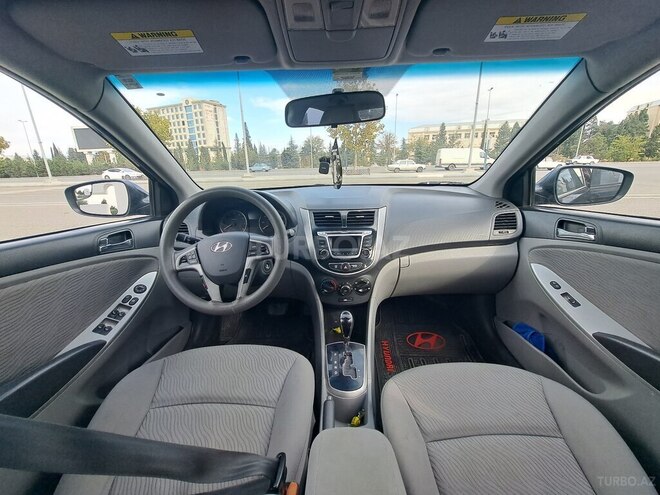Hyundai Accent 2014, 118,000 km - 1.6 л - Gəncə