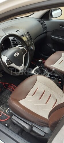 Hyundai i30 2008, 300,780 km - 1.6 л - Gəncə