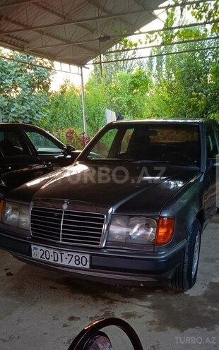 Mercedes E 230 1989, 400,000 km - 2.3 l - Gəncə