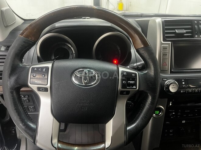 Toyota Land Cruiser Prado 2011, 142,000 km - 4.0 l - Bakı