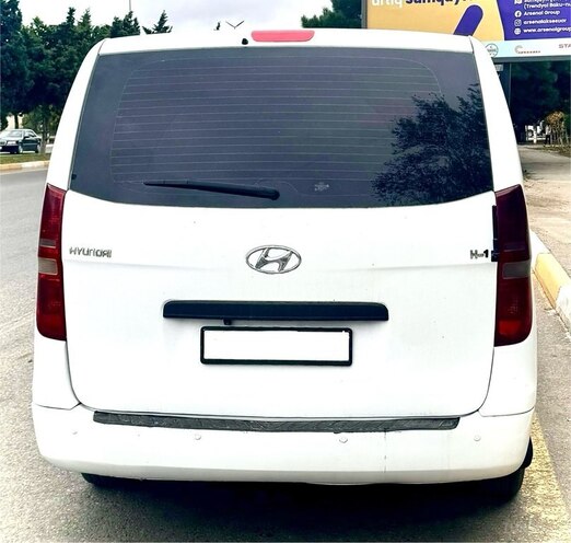 Hyundai H-1 2010, 310,000 km - 2.5 л - Xırdalan