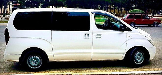 Hyundai H-1 2010, 310,000 km - 2.5 л - Xırdalan