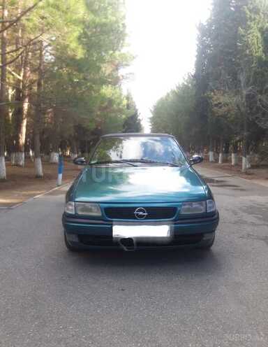 Opel Astra 1996, 333,000 km - 1.6 л - Bakı