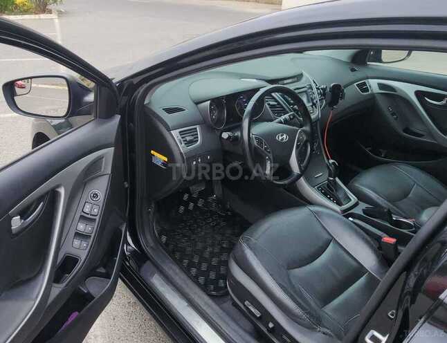 Hyundai Elantra 2015, 88,000 km - 1.8 л - Bakı