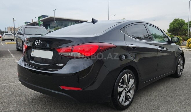 Hyundai Elantra 2015, 88,000 km - 1.8 л - Bakı