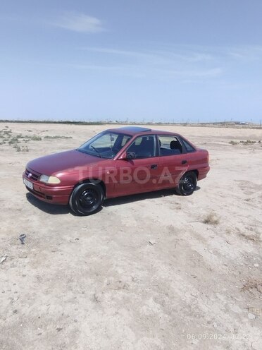 Opel Astra 1992, 500,000 km - 1.6 л - Sumqayıt