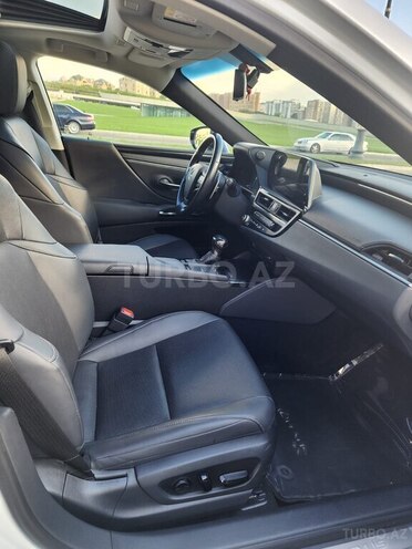 Lexus ES 200 2022, 74,000 km - 2.0 л - Bakı