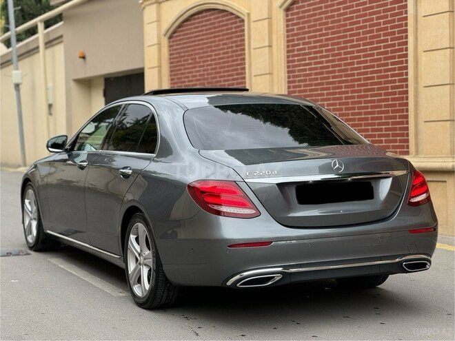 Mercedes E 220 d 2016, 115,000 km - 2.0 л - Bakı