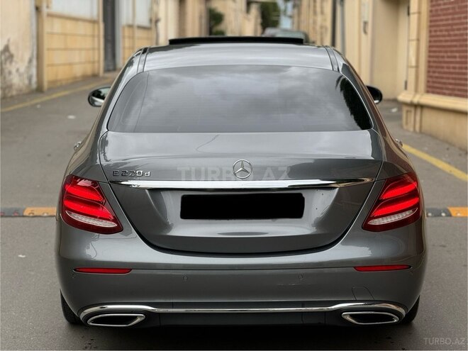 Mercedes E 220 d 2016, 115,000 km - 2.0 л - Bakı