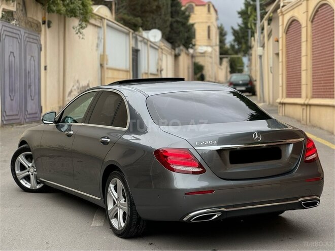 Mercedes E 220 d 2016, 115,000 km - 2.0 л - Bakı