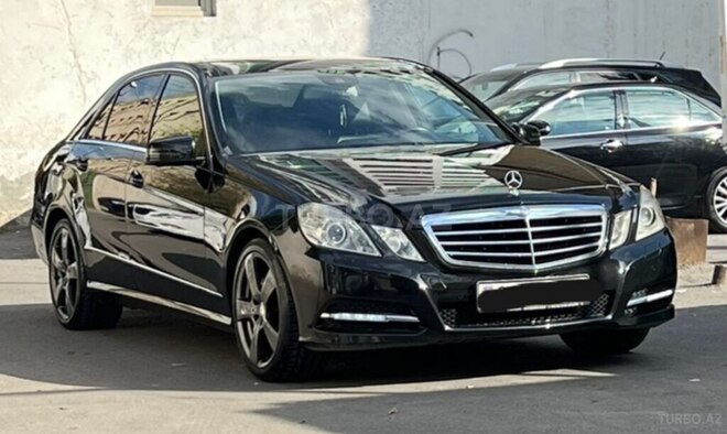 Mercedes E 220 d-1