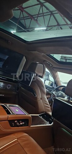 BMW 750-11
