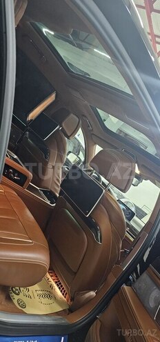 BMW 750-10