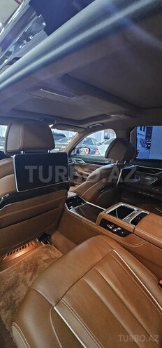BMW 750-16