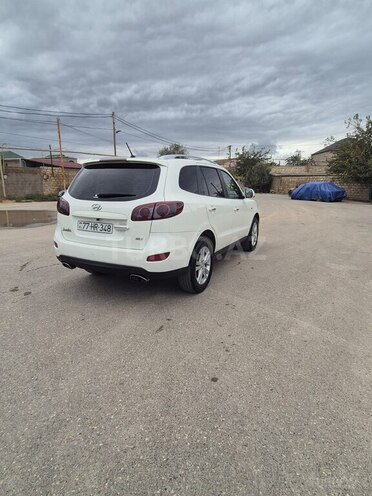 Hyundai Santa Fe-5