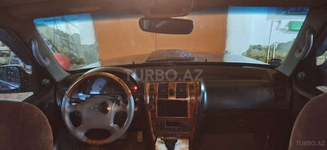 Hyundai Terracan 2003, 300,000 km - 2.9 л - Bakı