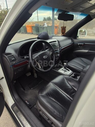 Hyundai Santa Fe-9