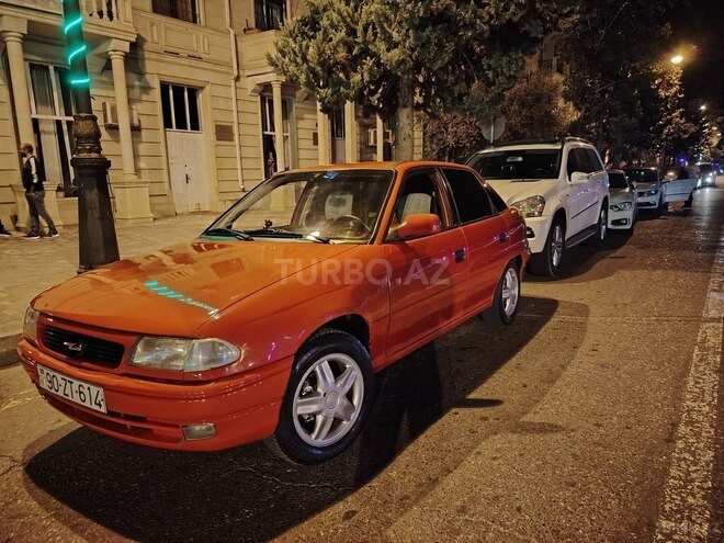 Opel Astra 1996, 457,833 km - 1.6 l - Sumqayıt