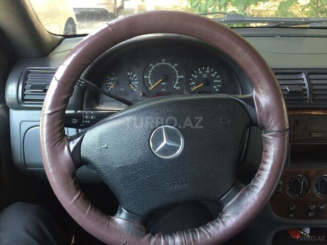 Mercedes ML 320 1999, 286,400 km - 3.2 l - Bakı