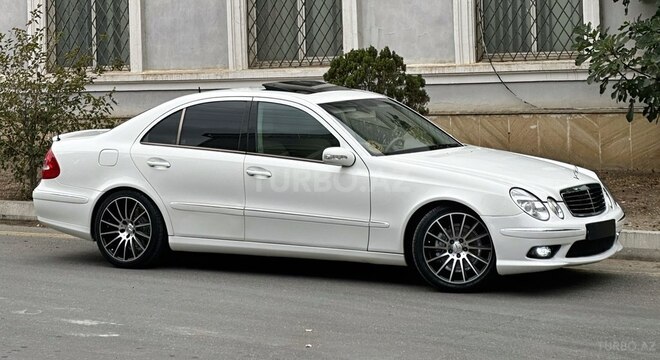 Mercedes E 320 2002, 299,000 km - 3.2 л - Bakı