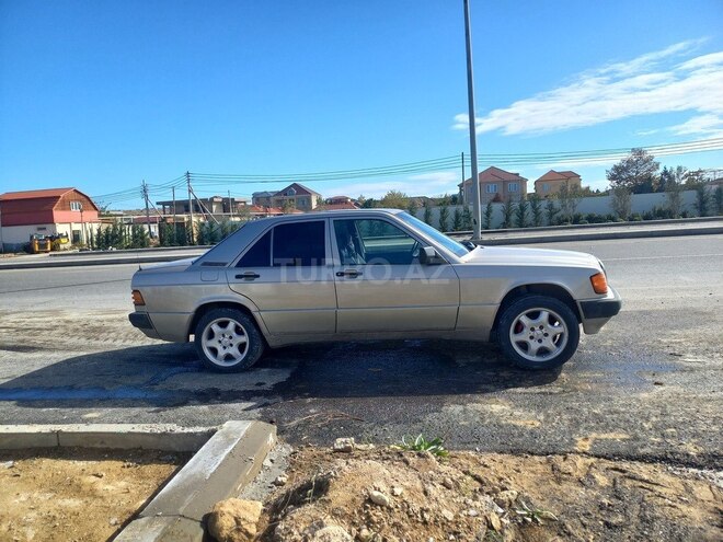 Mercedes 190 1991, 550,562 km - 2.0 l - Bakı