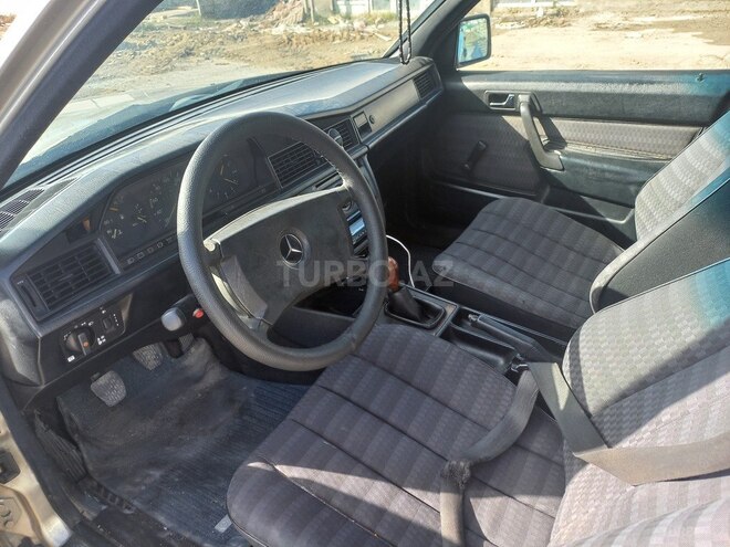 Mercedes 190 1991, 550,562 km - 2.0 l - Bakı