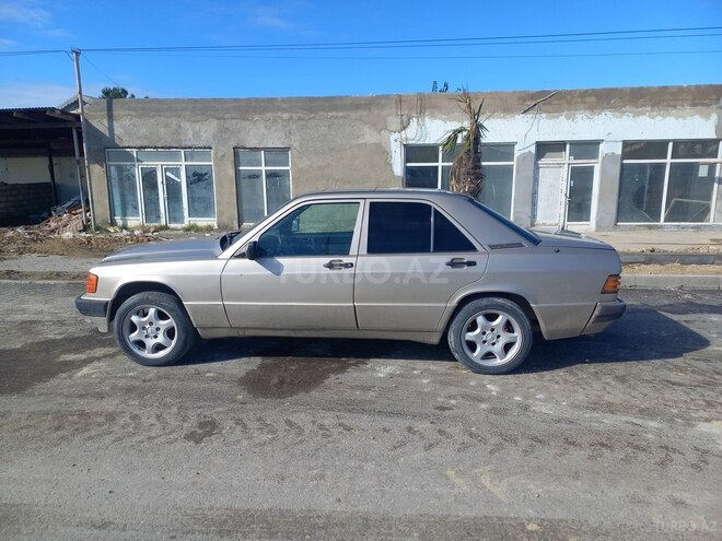 Mercedes 190 1991, 550,562 km - 2.0 l - Bakı