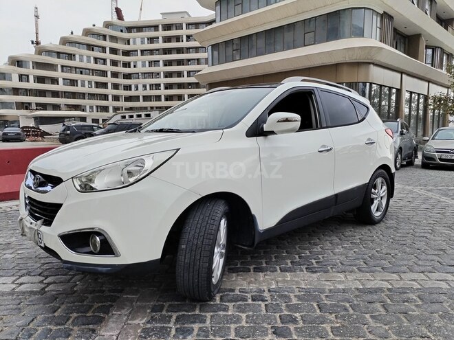 Hyundai ix35 2010, 225,000 km - 2.0 l - Bakı