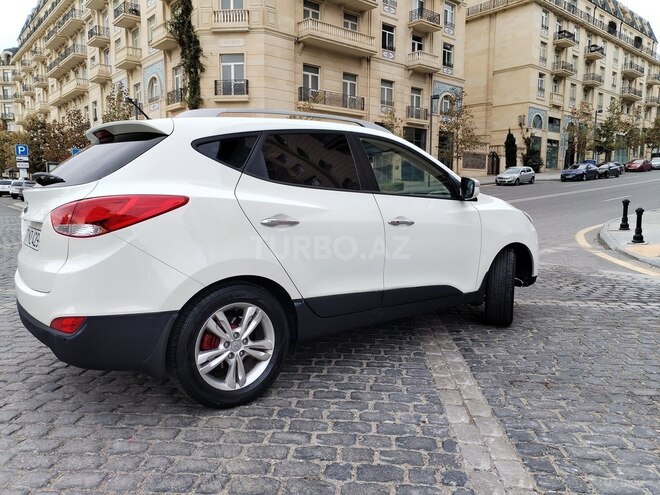 Hyundai ix35 2010, 225,000 km - 2.0 l - Bakı