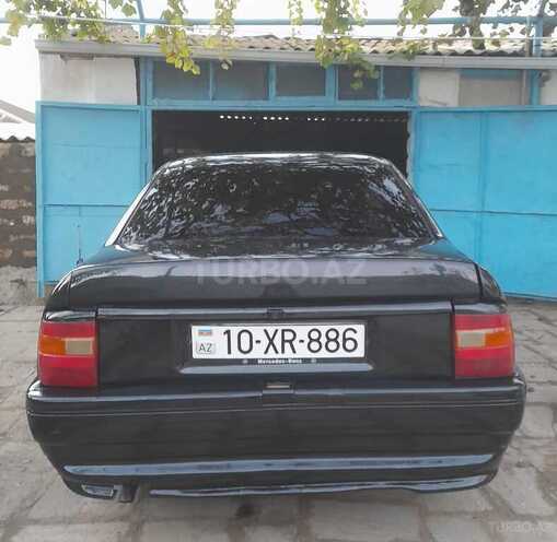 Opel Vectra 1992, 230,000 km - 2.0 l - Bakı