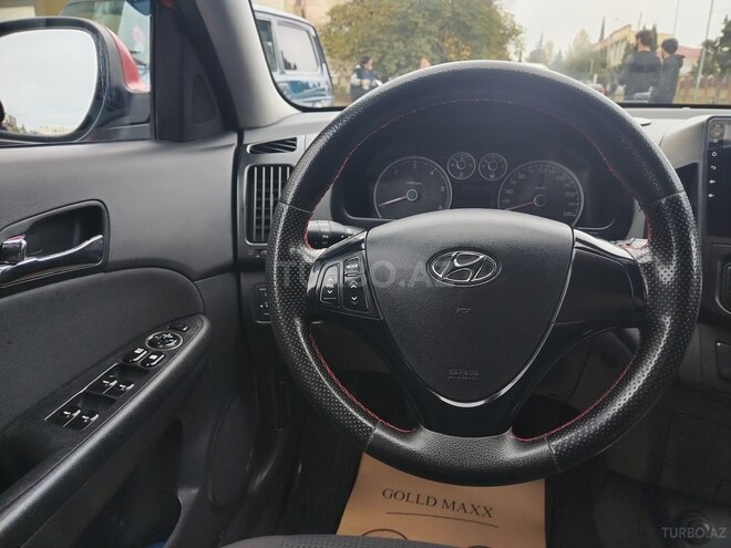 Hyundai i30 2008, 320,000 km - 1.6 l - Gəncə