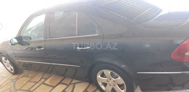 Mercedes E 270 2002, 393,456 km - 2.7 l - Bakı