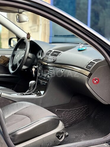 Mercedes E 240 2002, 217,000 km - 2.6 l - Gəncə