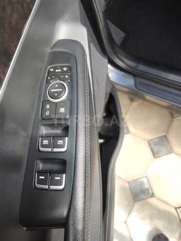 Kia Sorento-13