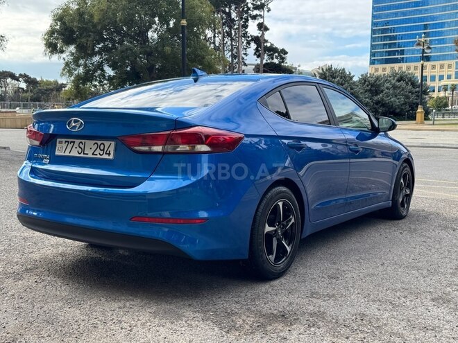 Hyundai Elantra 2016, 120,000 km - 2.0 l - Bakı