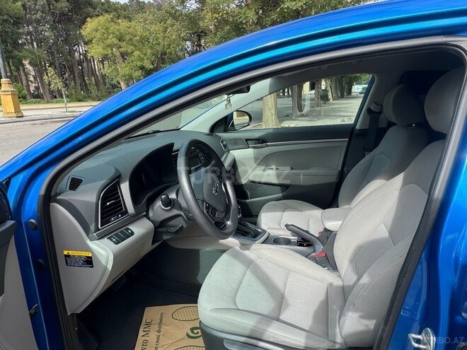 Hyundai Elantra 2016, 120,000 km - 2.0 l - Bakı