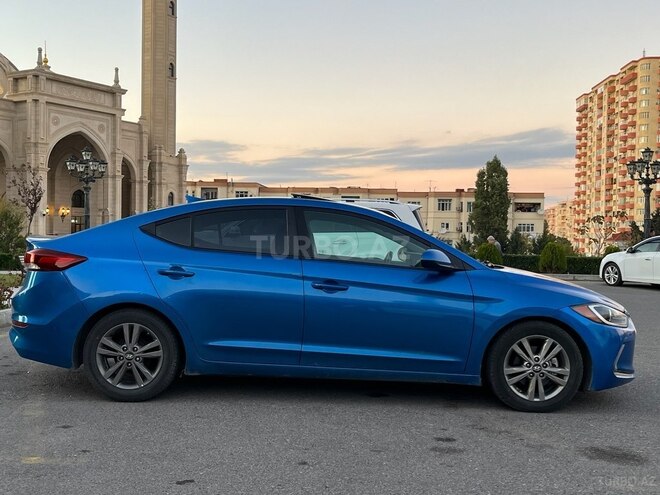 Hyundai Elantra 2017, 130,000 km - 2.0 l - Bakı