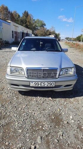 Mercedes C 240 1999, 249,600 km - 2.4 л - 